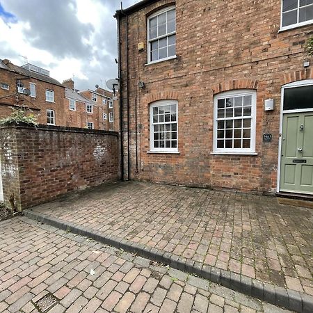 Luxury 3-Bed Victorian Townhouse Hosted By Hutch Lifestyle Villa Leamington Spa Exterior photo