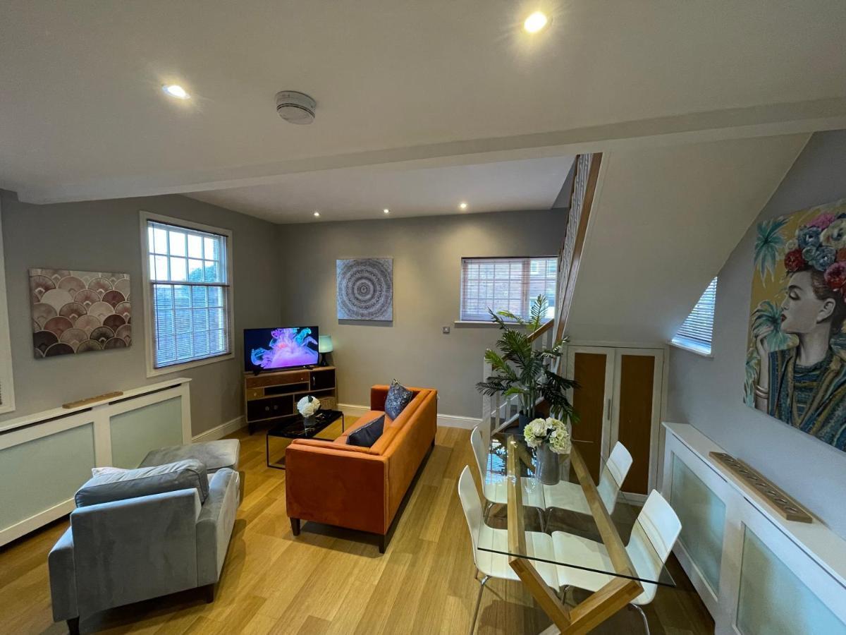 Luxury 3-Bed Victorian Townhouse Hosted By Hutch Lifestyle Villa Leamington Spa Exterior photo