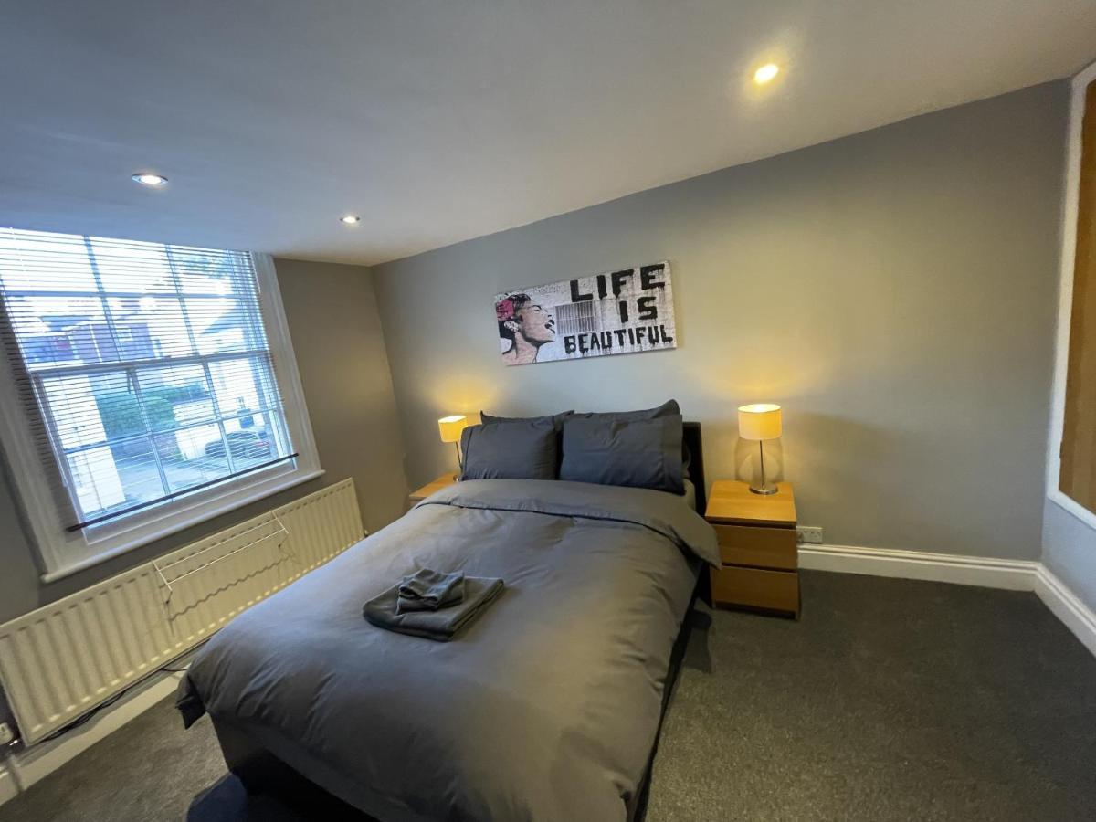 Luxury 3-Bed Victorian Townhouse Hosted By Hutch Lifestyle Villa Leamington Spa Exterior photo